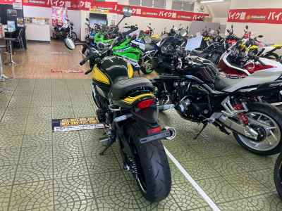 Kawasaki Z900RS 2023