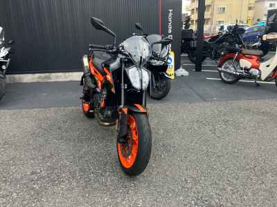 KTM 890 Duke 2024