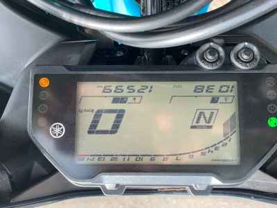 Yamaha YZF-R25 2021