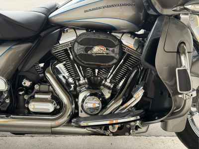 Harley-Davidson FLTRUSE CVO 2016
