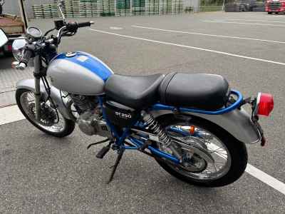 Suzuki ST250E