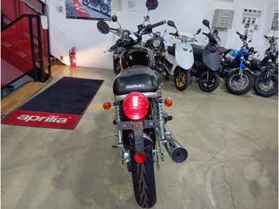 Suzuki ST250E