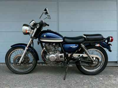 Suzuki ST250E