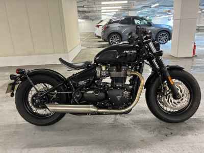 Triumph Bonneville Bobber 2023