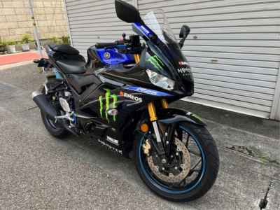 Yamaha YZF-R25MOTOGPED