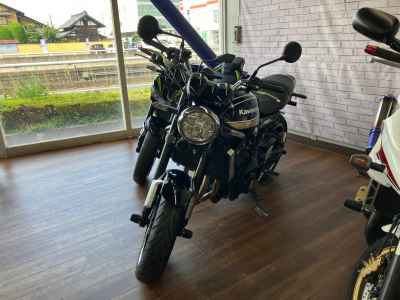 Kawasaki Z900RS 2023