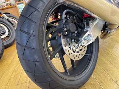 Honda CB400SF 2022