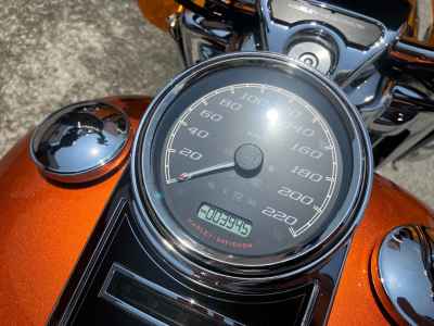 Harley-Davidson FLHFB Glide 2023