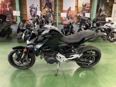 BMW F900R 2025