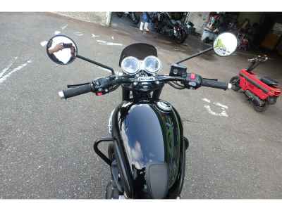 Triumph Bonneville T120B 2023