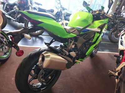 Kawasaki Ninja ZX-4RR 2026