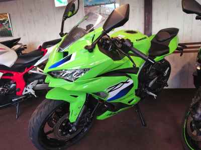 Kawasaki Ninja ZX-4RR 2026