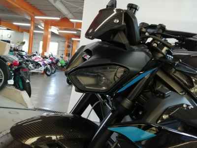 BMW M1000R 2026