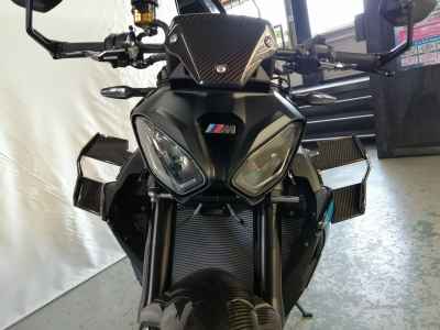 BMW M1000R 2026