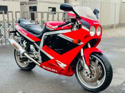 Suzuki GSX-R1100