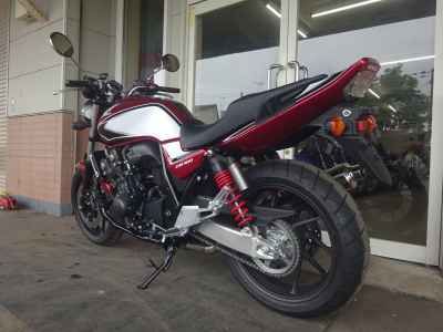 Honda CB400SF 2022
