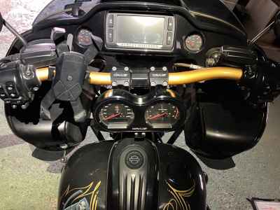 Harley-Davidson Road Glide FLTRXSE1923 CVO 2017