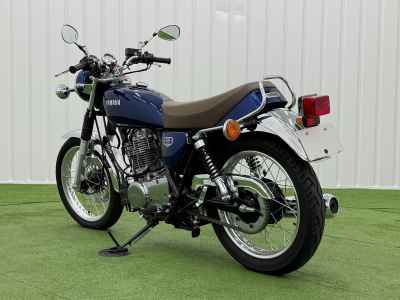 Yamaha SR400 2021