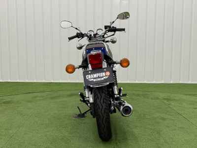 Yamaha SR400 2021