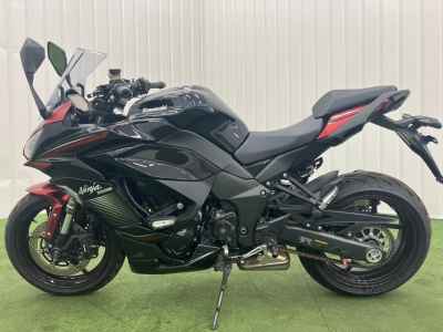 Kawasaki Ninja 1000SX 2022