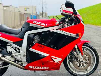 Suzuki GSX-R1100