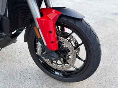 Ducati Multistrada V2S 2025