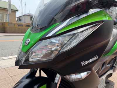 Kawasaki J300 2015