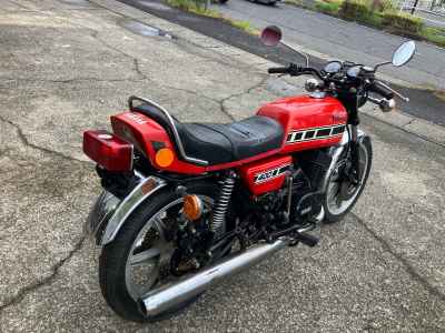 Yamaha RD400