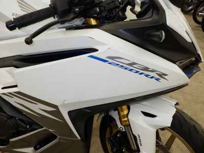 Honda CBR250RR 2023