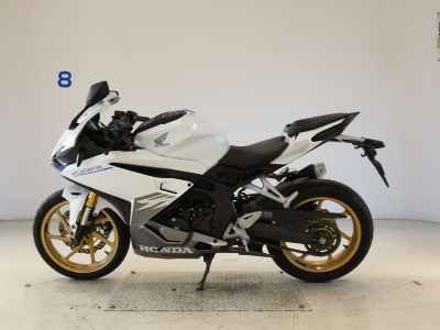 Honda CBR250RR 2023