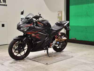Yamaha YZF-R25