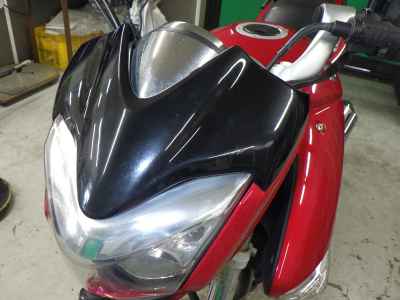 Suzuki GSR250