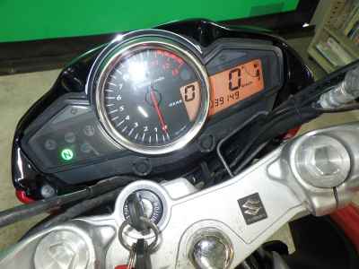 Suzuki GSR250