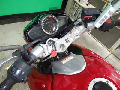 Suzuki GSR250