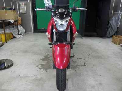 Suzuki GSR250