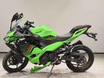 Kawasaki Ninja 400 2024