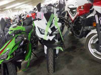 Kawasaki Ninja ZX-4R SE 2025