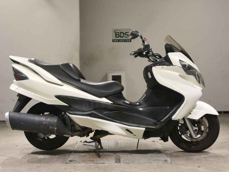Suzuki Skywave 250M