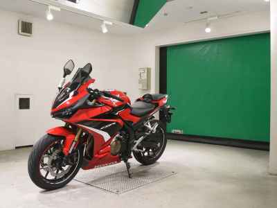 Honda CBR400R 2023