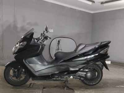 Suzuki Skywave 250S