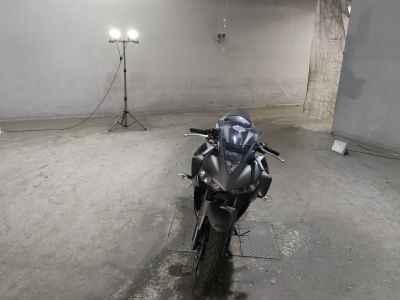 Yamaha YZF-R25