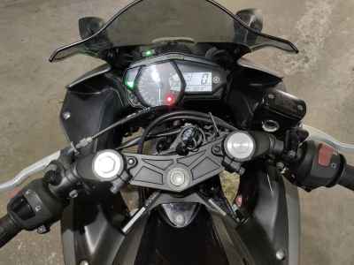 Yamaha YZF-R25