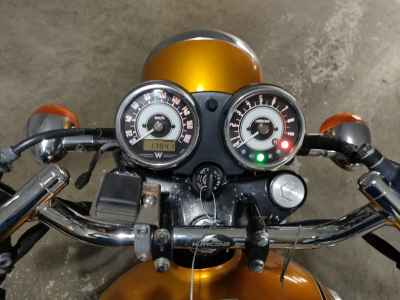 Kawasaki W800 2011