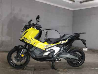 Honda X-Adv 750 2025