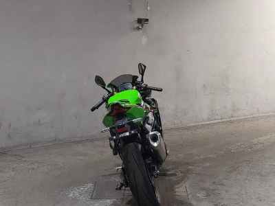 Kawasaki Ninja ZX-4RR 2024