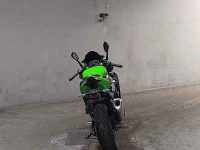 Kawasaki Ninja ZX-4RR 2025