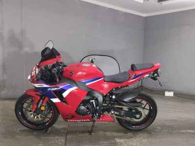 Honda CBR600RR 2024