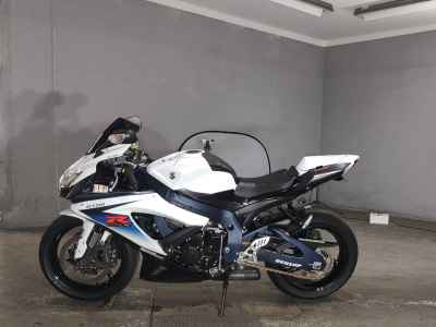 Suzuki GSX-R750