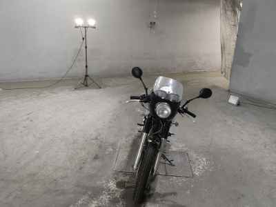 Yamaha SR400