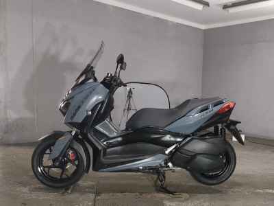 Yamaha XMAX 250